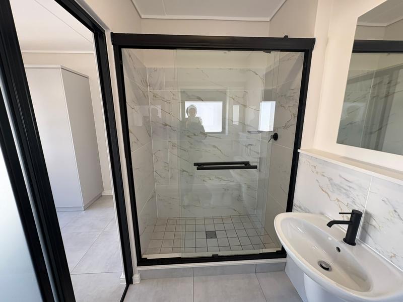 To Let 1 Bedroom Property for Rent in Sandown Western Cape